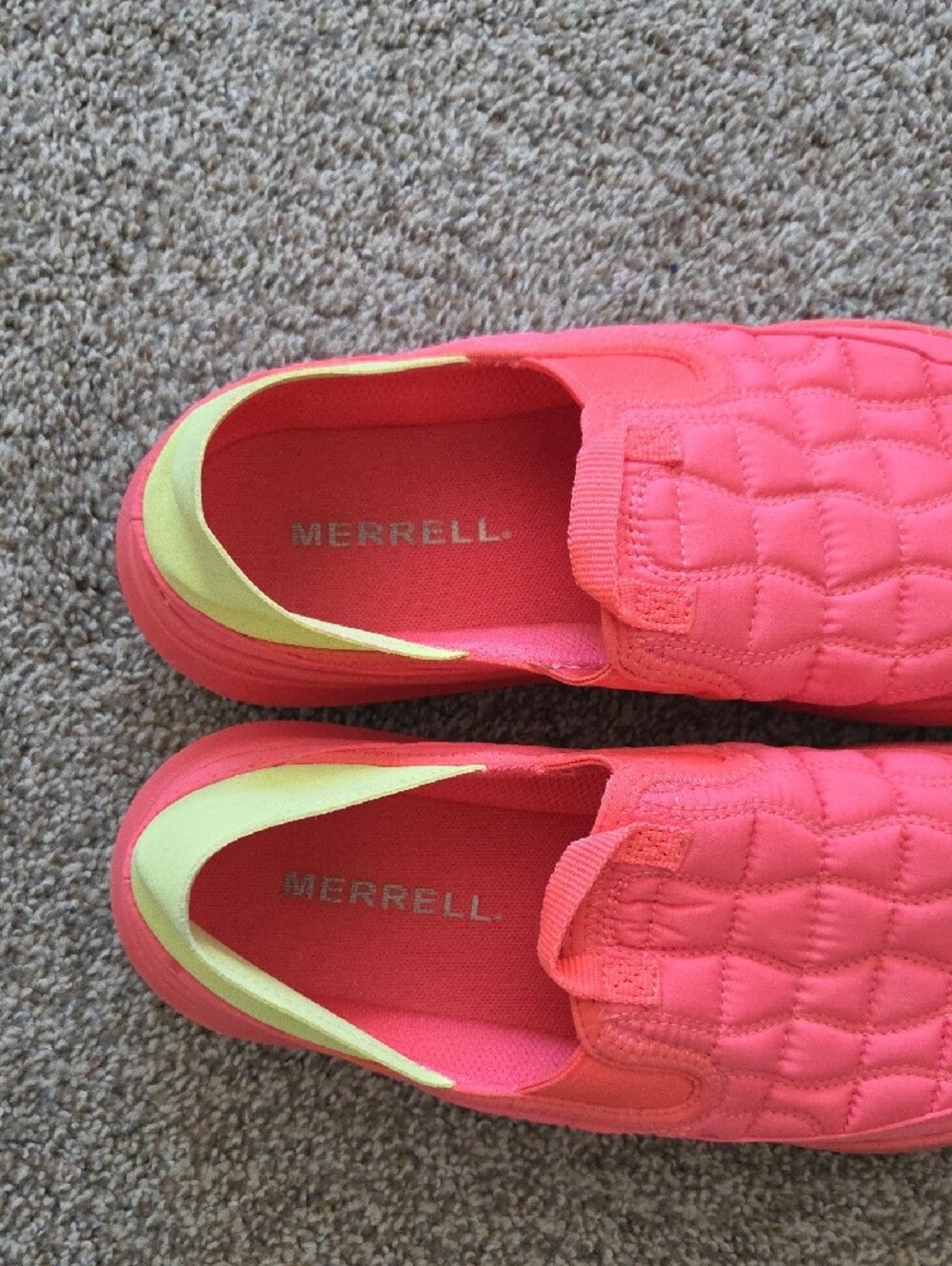 Merrell Womens Quilted Slip-On Sneakers in Coral Size 9 - Picture 2 of 5